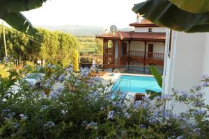 Imagen de la galería de Hotel Azmakhan, en Akyaka