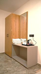 德瓦尔卡The Sky Comfort Hotel Mahi的相册照片