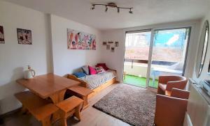 Χώρος καθιστικού στο Joli studio aux Carroz d'Arâches