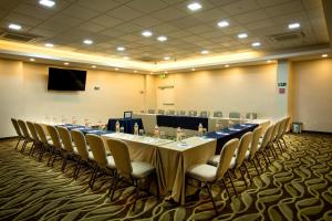 Zona business o sala conferenze di Four Points by Sheraton Queretaro Norte