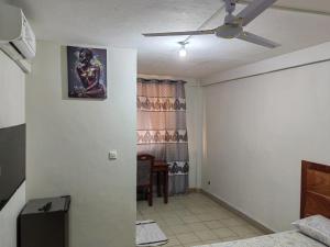 Fotografie z fotogalerie ubytování Tadagbe Appart Studio1 v destinaci Cotonou