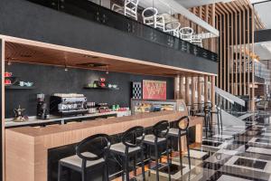 Un lugar para sentarse en Four Points by Sheraton Doha