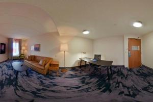 Khu vực ghế ngồi tại Fairfield Inn by Marriott Hazleton