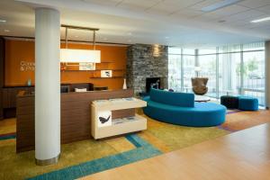 Posezení v ubytování Fairfield Inn & Suites by Marriott Tacoma DuPont