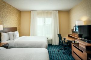 TV a/nebo společenská místnost v ubytování Fairfield Inn & Suites by Marriott Tacoma DuPont