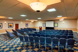 Konferenční prostory v ubytování Four Points by Sheraton Bakersfield + 24 fotografií