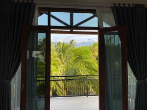 Dira Bungalows的阳台或露台