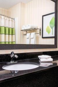 Koupelna v ubytování Fairfield Inn Middletown Monroe