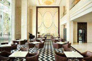 Posezení v ubytování Four Points by Sheraton Medan + 12 fotografií