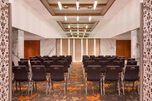 Konferenční prostory v ubytování Four Points by Sheraton Bengaluru Whitefield + 28 fotografií