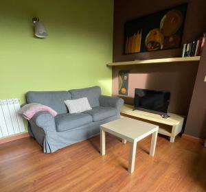 A seating area at Almarinae apartamentos