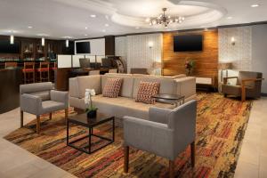 Posezení v ubytování Four Points by Sheraton - San Francisco Airport