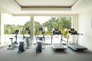 Phòng/tiện nghi tập thể dục tại Four Points by Sheraton Bandung