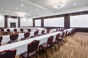 Foto dalla galleria di Four Points by Sheraton Chicago O'Hare a Schiller Park