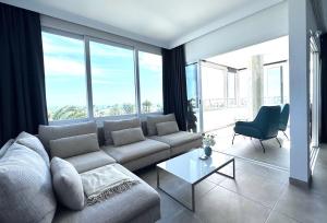 Posedenie v ubytovaní Excelsior I Sea View Apartment