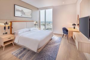 Voodi või voodid majutusasutuse Four Points by Sheraton Jeddah Corniche toas
