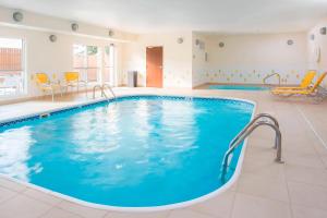 Bazén v ubytování Fairfield Inn & Suites Temple Belton nebo v jeho okolí
