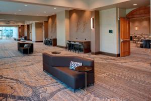 Posezení v ubytování Chicago Marriott Southwest at Burr Ridge