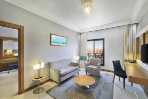 Posezení v ubytování Four Points by Sheraton Makkah Al Naseem