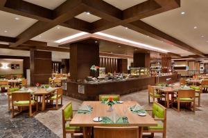 Restaurace v ubytování Four Points by Sheraton Makkah Al Naseem