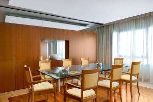 Posezení v ubytování Four Points by Sheraton Padova