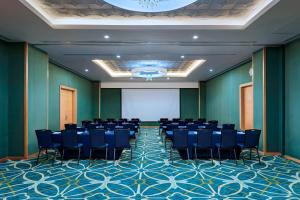 Área de negócios e/ou sala de conferências em Four Points by Sheraton Cancun Centro mais 37 fotos
