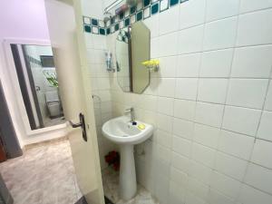 ห้องน้ำของ Quarto salinha e WC