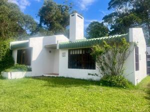 Κήπος έξω από το Beautiful home in La Pedrera