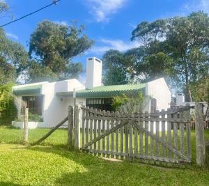 Κήπος έξω από το Beautiful home in La Pedrera +5 φωτογραφίες