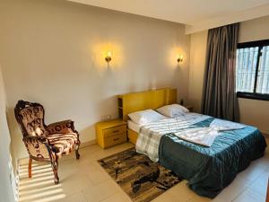 Un pat sau paturi într-o cameră la Villa Torino 2 - moderne et spacieuse avec toutes les commodités pour vous sentir chez vous +94 fotografii