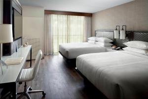 Katil atau katil-katil dalam bilik di Marriott Columbus OSU
