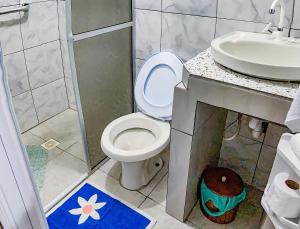 Koupelna v ubytování Pousada do Nereu
