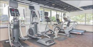 Gallery image of Cozy Suite at Towson Center in Towson