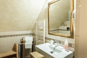 Koupelna v ubytování Apartament U Moniki + 30 fotografií