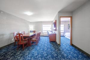 Posezení v ubytování Four Points by Sheraton Saskatoon