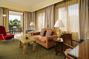 Posezení v ubytování Sheraton Addis, a Luxury Collection Hotel, Addis Ababa