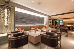 Predel za sedenje v nastanitvi Boulder Marriott