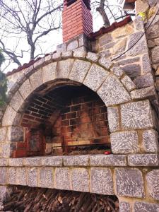 Φωτογραφία από το άλμπουμ του σπιτοκαλυβάκι στη Φλώρινα