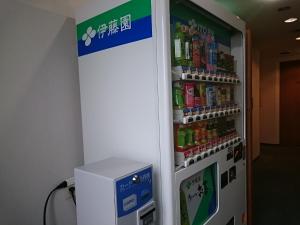 彦根市にあるホテルレイクランド彦根の冷蔵庫(客室内のドリンク入)