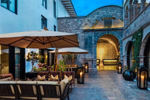 A restaurant or other place to eat at JW Marriott El Convento Cusco