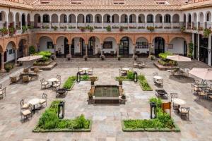 A restaurant or other place to eat at JW Marriott El Convento Cusco