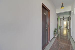 库卡特帕尔莱Hotel O Beautiful Stay Homes的相册照片