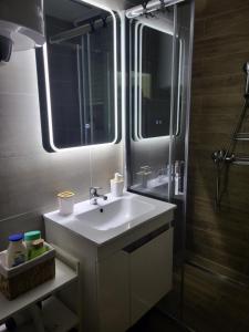 Ένα μπάνιο στο Apartman Predah +41 φωτογραφίες