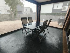 佩恩斯维尔Spacious 3bdrm home next to Captains Cove Resort - Captains Edge的相册照片