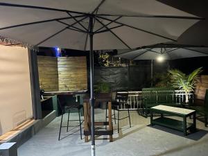 Αίθριο ή υπαίθριος χώρος στο Studio moderne et lumineux