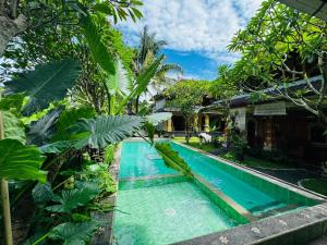 Bazén v ubytování Ubud Kerta Prashati nebo v jeho okolí