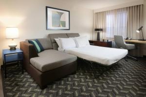 Posezení v ubytování Residence Inn Dallas Addison/Quorum Drive