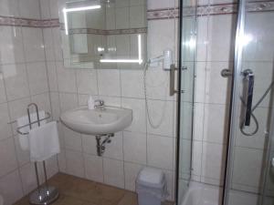 Koupelna v ubytování Hotel Fährhaus