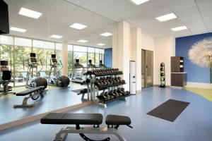 Fitness centrum a/nebo fitness zařízení v ubytování SpringHill Suites Ewing Township Princeton South