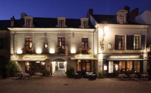 Gallery image of Logis Hotel La Croix Blanche Fontevraud in Fontevraud-l'Abbaye